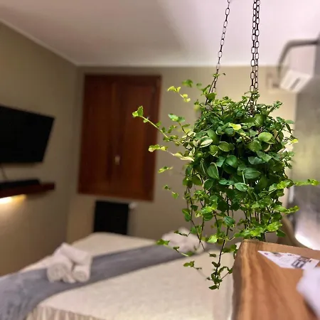 Corte Dei Pini Penzion *